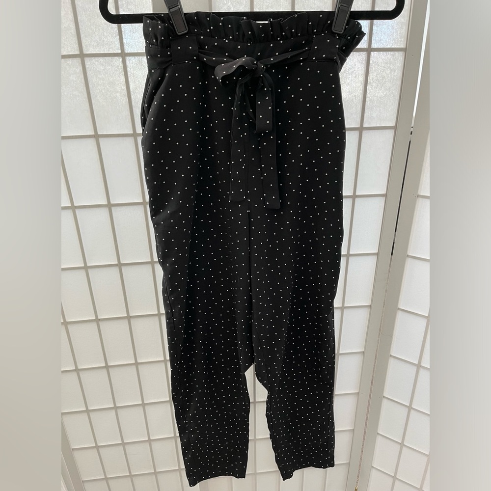 Love fire Black & White Polka Dot Paperbag Pants | Size: M